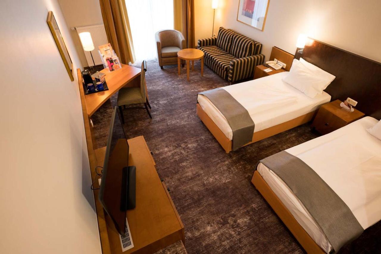 Hotel Fulda Mitte Exterior photo