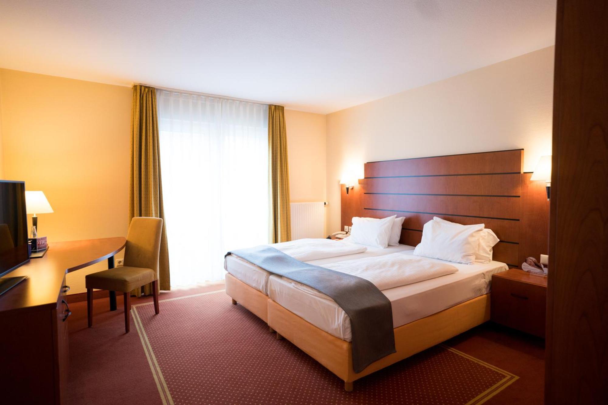 Hotel Fulda Mitte Exterior photo